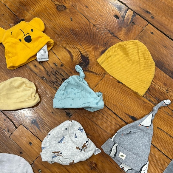 Baby boy hats set of bundle of 9 ranging in sizes 0-12 months - Picture 3 of 14